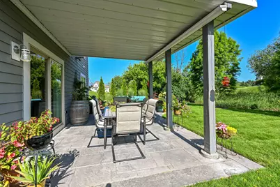 N57W19704  Holly Ct, Menomonee Falls, WI 53051 - Photo 41