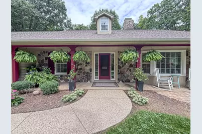 28812  Grove Ln, Racine, WI 53185 - Photo 3