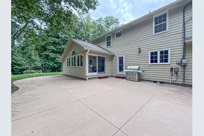 28812  Grove Ln, Racine, WI 53185 - Photo 37