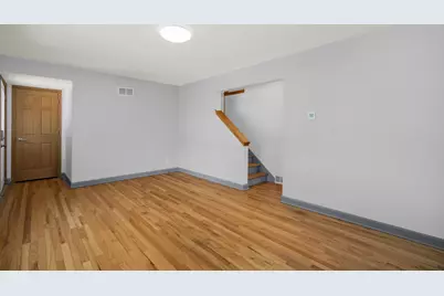 166 N 91st Pl, Milwaukee, WI 53226 - Photo 9