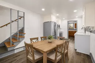 166 N 91st Pl, Milwaukee, WI 53226 - Photo 11