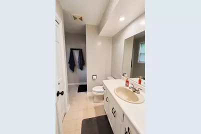 7  Greenwood Ct, Racine, WI 53402 - Photo 19