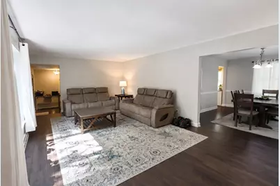 7  Greenwood Ct, Racine, WI 53402 - Photo 15