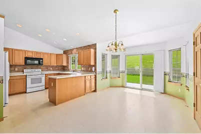 1271  Orchard Cir, Oconomowoc, WI 53066 - Photo 17