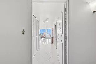 2525 S Shore Dr, Milwaukee, WI 53207 - Photo 3