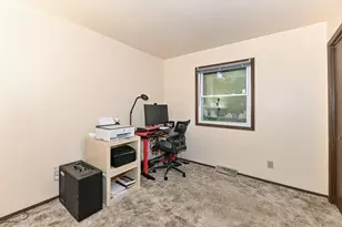 9014 W Dallas St, Milwaukee, WI 53224 - Photo 21