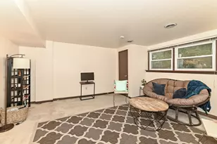 9014 W Dallas St, Milwaukee, WI 53224 - Photo 21
