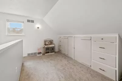 1300  Garvens Ave, Brookfield, WI 53005 - Photo 17