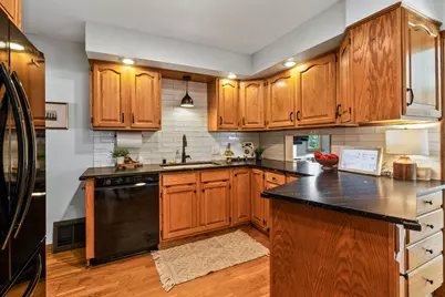 1300  Garvens Ave, Brookfield, WI 53005 - Photo 7