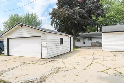 4042 S 60th St, Milwaukee, WI 53220 - Photo 33