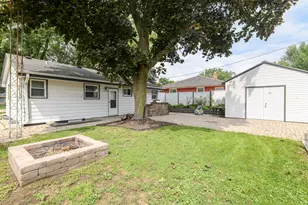 4042 S 60th St, Milwaukee, WI 53220 - Photo 31
