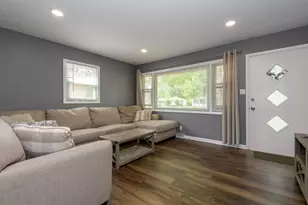 4042 S 60th St, Milwaukee, WI 53220 - Photo 3