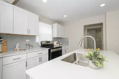 4158 N 17th St, Milwaukee, WI 53209 - Photo 7