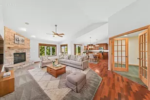 W173N10167 Woodbridge Ln, Germantown, WI 53022 - Photo 5