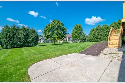 W173N10167  Woodbridge Ln, Germantown, WI 53022 - Photo 37