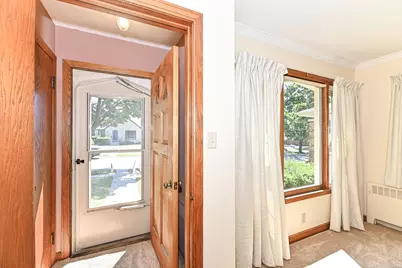3657 S 14th St, Milwaukee, WI 53221 - Photo 5