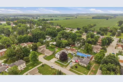 717 W 3rd St, Waldo, WI 53093 - Photo 35