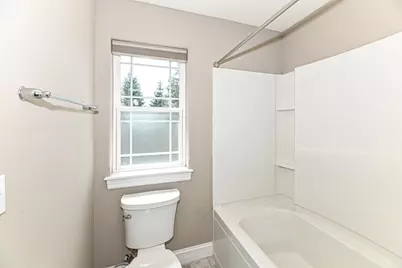 1515 E Maple View Dr, Oak Creek, WI 53154 - Photo 35