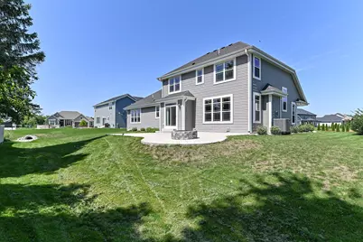 1515 E Maple View Dr, Oak Creek, WI 53154 - Photo 7