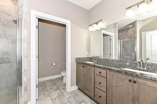 1515 E Maple View Dr, Oak Creek, WI 53154 - Photo 25