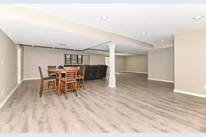 1515 E Maple View Dr, Oak Creek, WI 53154 - Photo 37