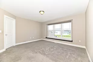 1515 E Maple View Dr, Oak Creek, WI 53154 - Photo 33