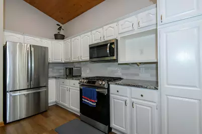 11506 W Janet Ct, Franklin, WI 53132 - Photo 7