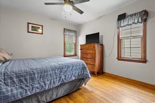 2452 S 74th St, West Allis, WI 53219 - Photo 15