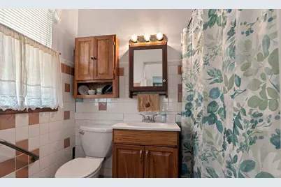 8123  Sheridan Rd, Kenosha, WI 53143 - Photo 9