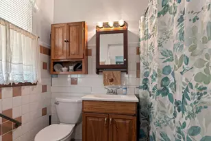 8123 Sheridan Rd, Kenosha, WI 53143 - Photo 9