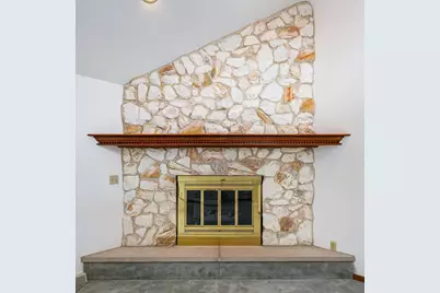 9009  33rd Ave, Kenosha, WI 53142 - Photo 9