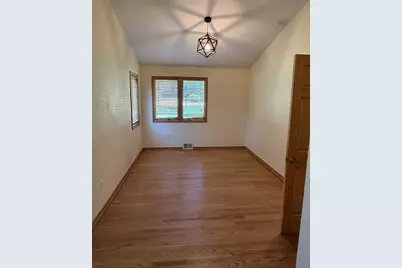 7315 S 48th St, Franklin, WI 53132 - Photo 7