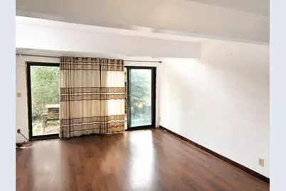 5648 S 27th St #3, Milwaukee, WI 53221 - Photo 3