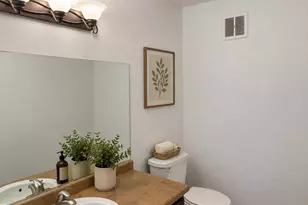 5648 S 27th St, Milwaukee, WI 53221 - Photo 5
