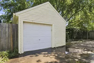 3317 10th Ave, Racine, WI 53402 - Photo 37