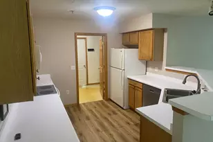827 Lannon Terrace, Racine, WI 53406 - Photo 5
