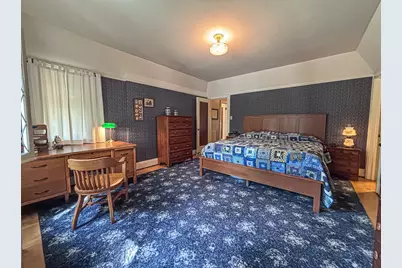 210 W College Ave, Waukesha, WI 53186 - Photo 31