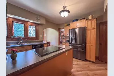 210 W College Ave, Waukesha, WI 53186 - Photo 19