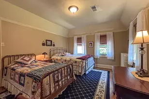 210 W College Ave, Waukesha, WI 53186 - Photo 29