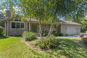 570 Connor Ct, Lake Mills, WI 53551 - Photo 1