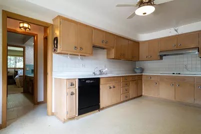 13375  Elmhurst Pkwy, Elm Grove, WI 53122 - Photo 17