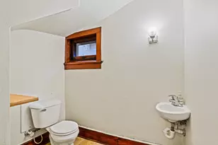 3107 N Shepard Ave, Milwaukee, WI 53211 - Photo 81
