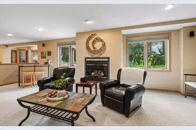 493  Lillian Ct, Delafield, WI 53018 - Photo 53