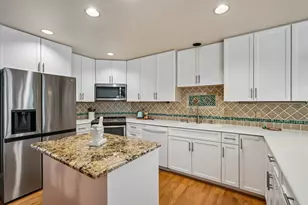 493 Lillian Ct, Delafield, WI 53018 - Photo 25