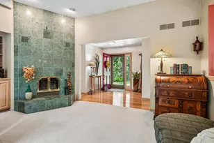 493 Lillian Ct, Delafield, WI 53018 - Photo 17