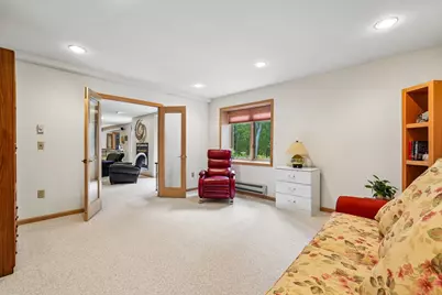 493  Lillian Ct, Delafield, WI 53018 - Photo 57