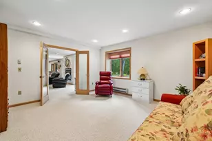 493 Lillian Ct, Delafield, WI 53018 - Photo 57