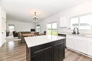 707 Ice Age Ct, Racine, WI 53185 - Photo 15