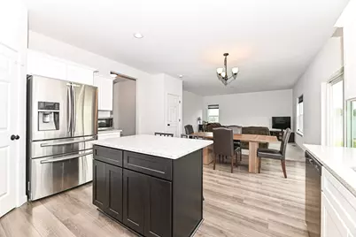 707  Ice Age Ct, Racine, WI 53185 - Photo 17
