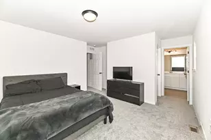 707 Ice Age Ct, Racine, WI 53185 - Photo 19